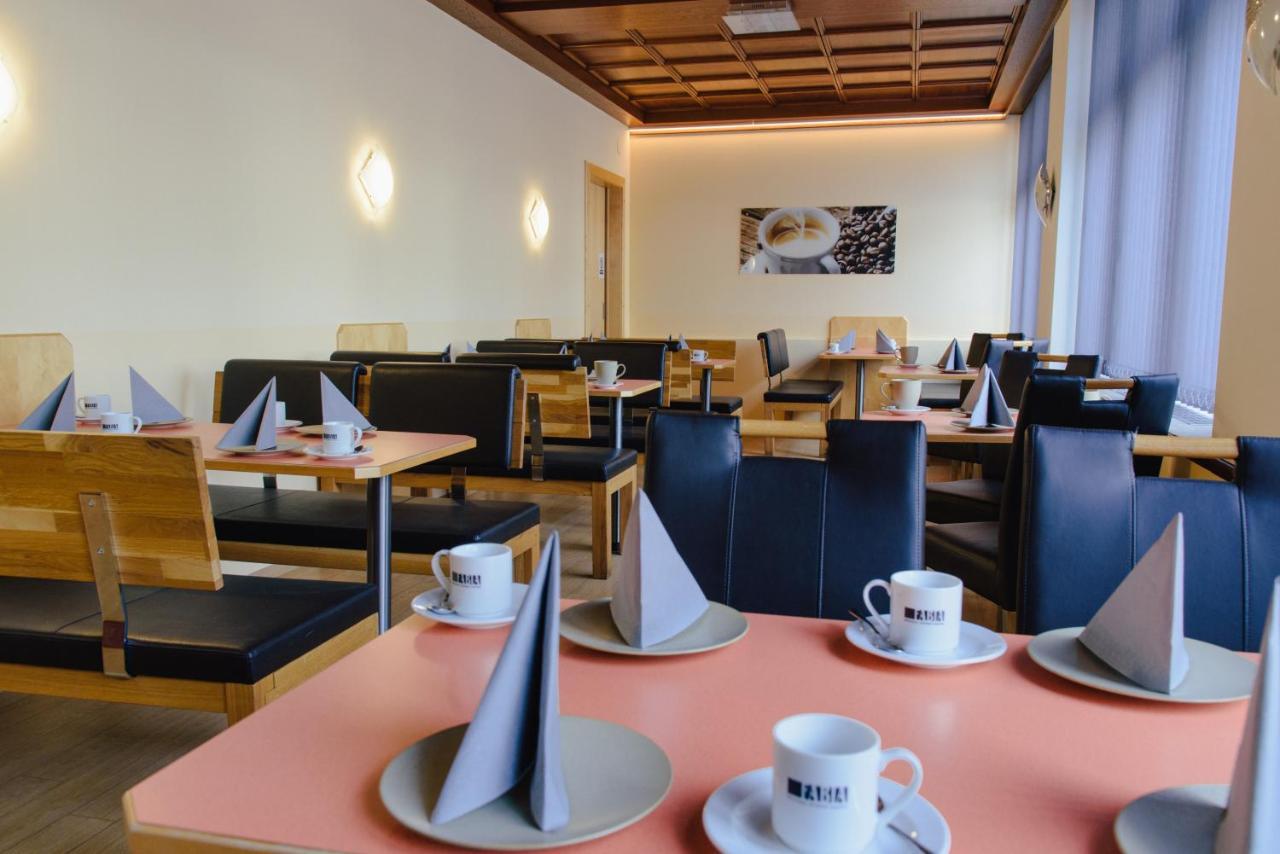 Hotel Drei Kreuz Salzburg Ngoại thất bức ảnh