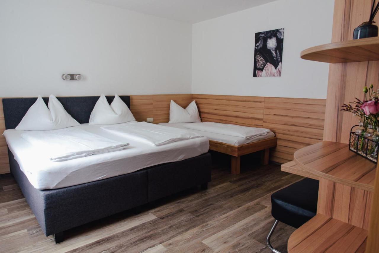 Hotel Drei Kreuz Salzburg Ngoại thất bức ảnh